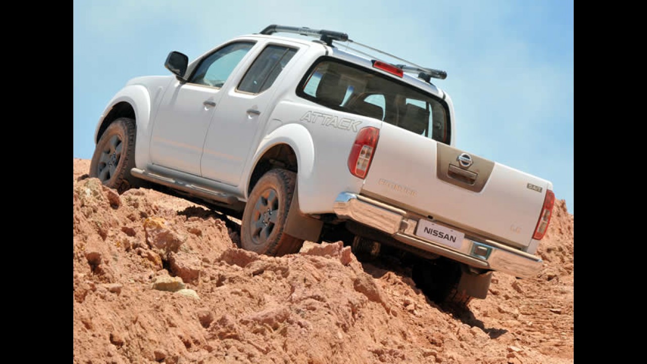Nissan lança Frontier 2013 com preço inicial de R$ 90.900 - Motores ficaram mais potentes