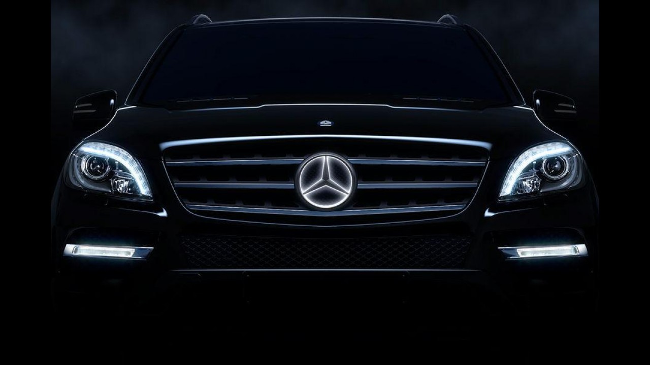 Mercedes oferecerá logotipo iluminado como opcional para alguns modelos