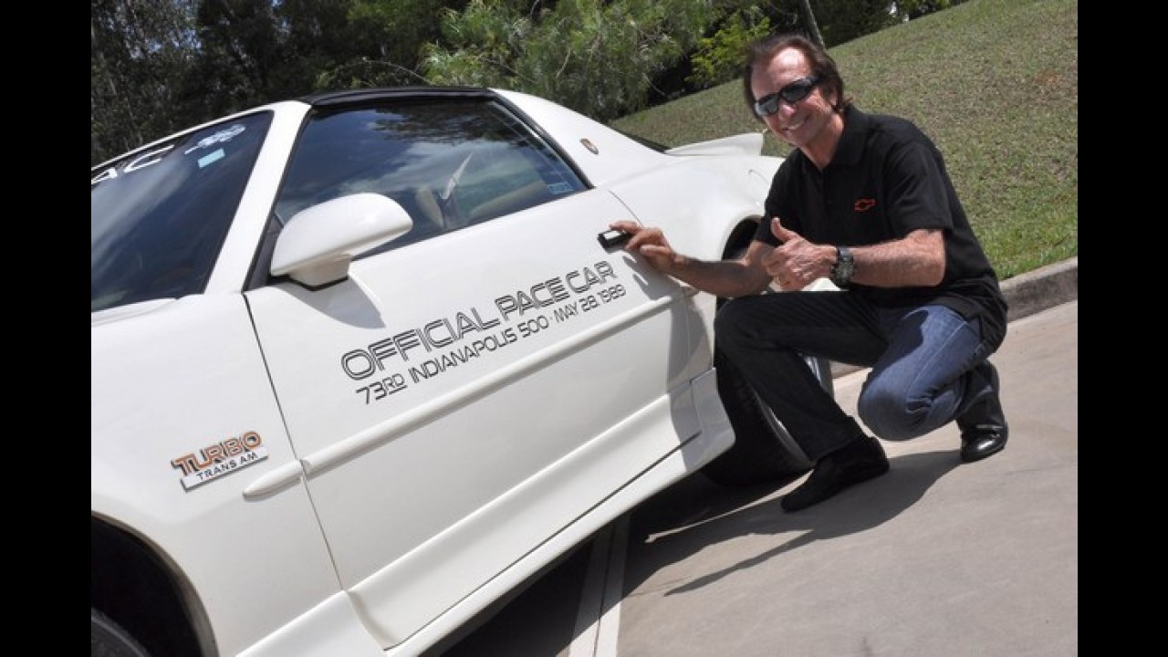 Chevrolet renova contrato com Emerson Fittipaldi até 2015