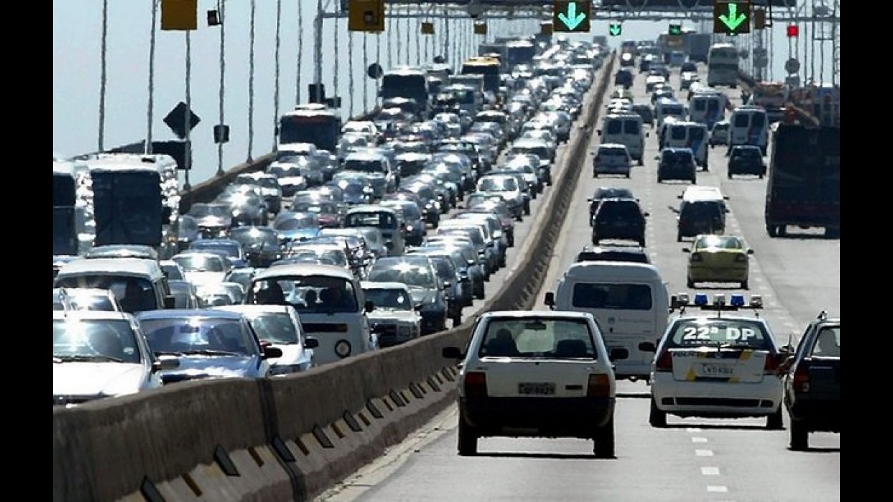 Pesquisa revela que Recife é a cidade com o pior trânsito do Brasil