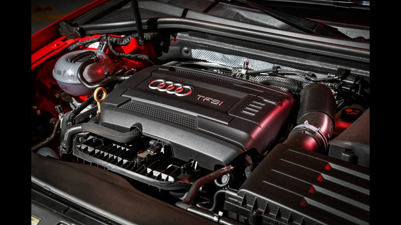 Teste CARPLACE: A3 Sportback é candidato a melhor hatch premium, mas o preço...