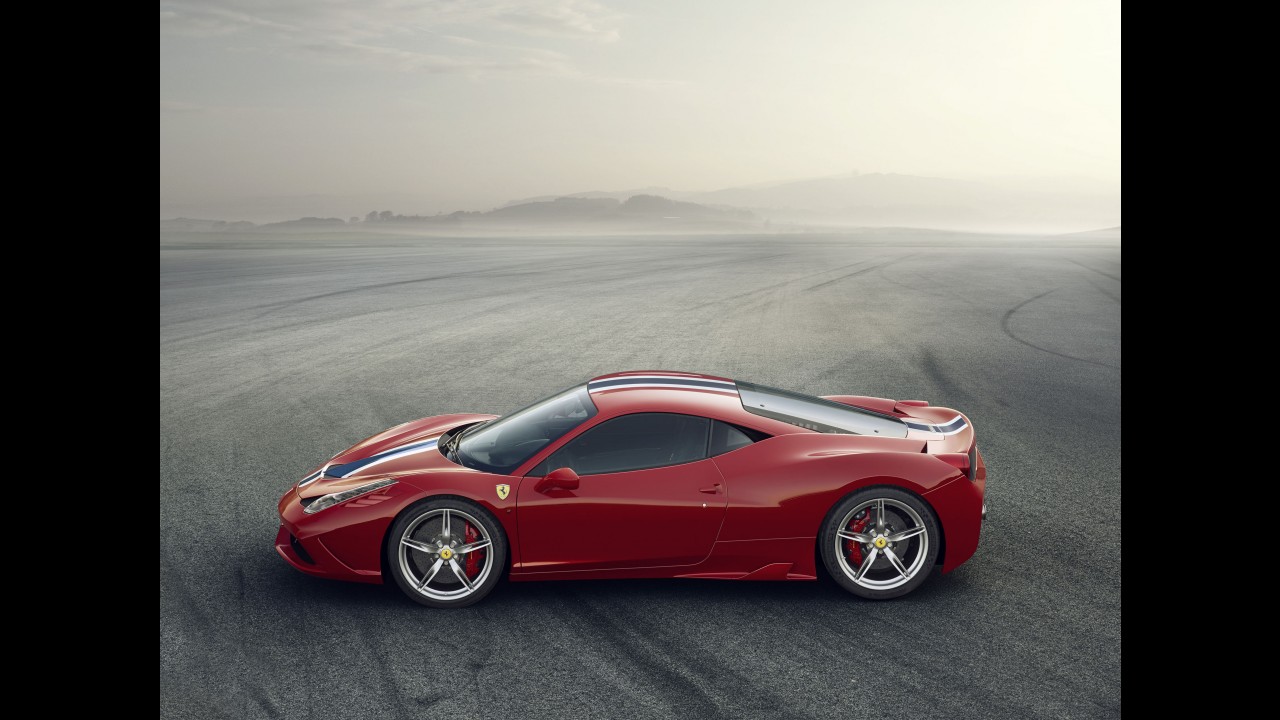 Ferrari apresenta F458 Speciale, com o motor V8 mais potente da marca