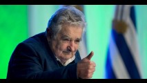 Mujica rejeita oferta milionária e diz que Fusca não está à venda