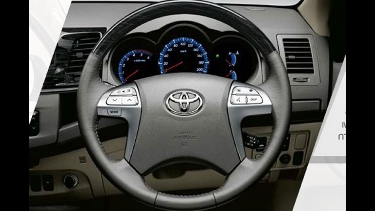 Depois da Hilux, Toyota SW4 2012 aparece por completo em site na Tailândia