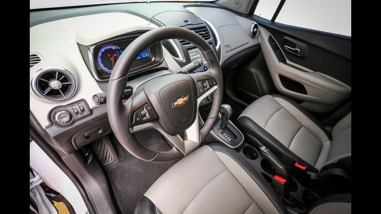 Teste CARPLACE: Tracker e EcoSport travam duelo equilibrado