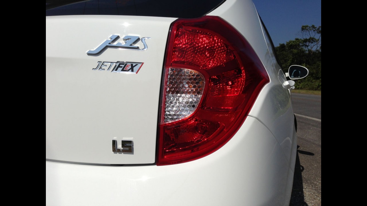 Teste: motor 1.5 é destaque do J3 flex, mas carro muda em breve
