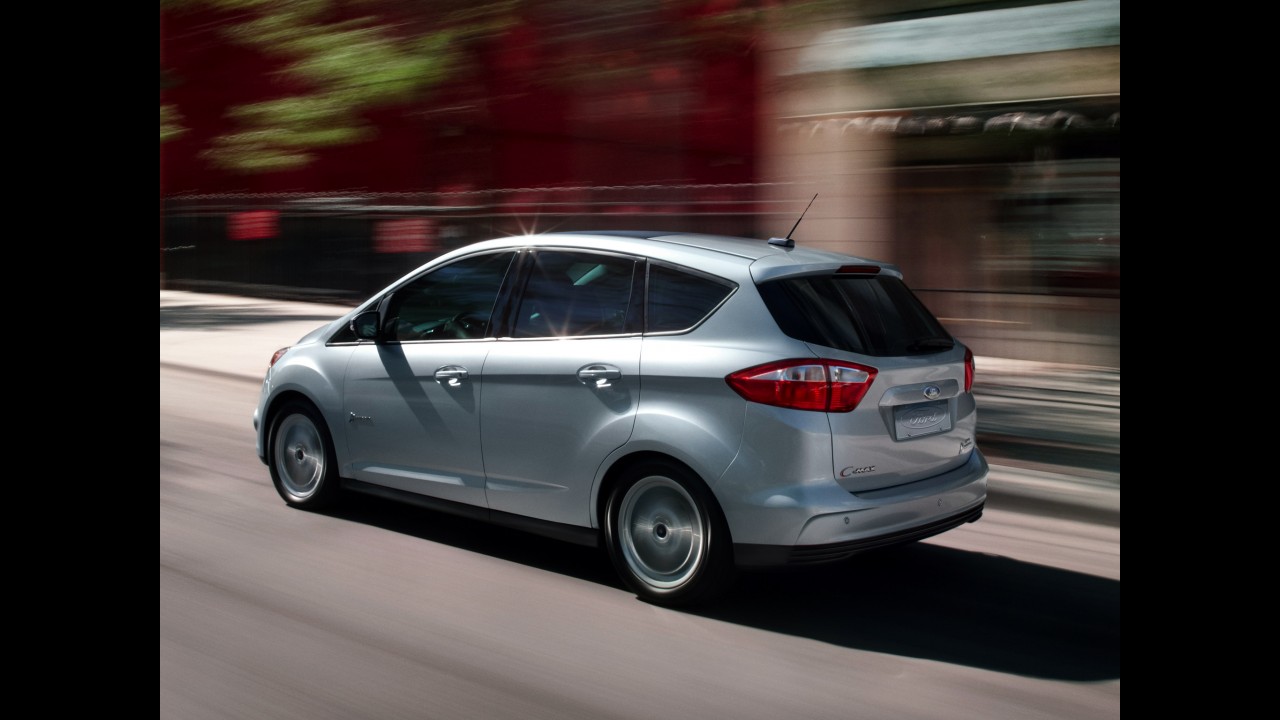 Dinheiro de volta: Ford revê consumo do C-Max e promete reembolsar proprietários