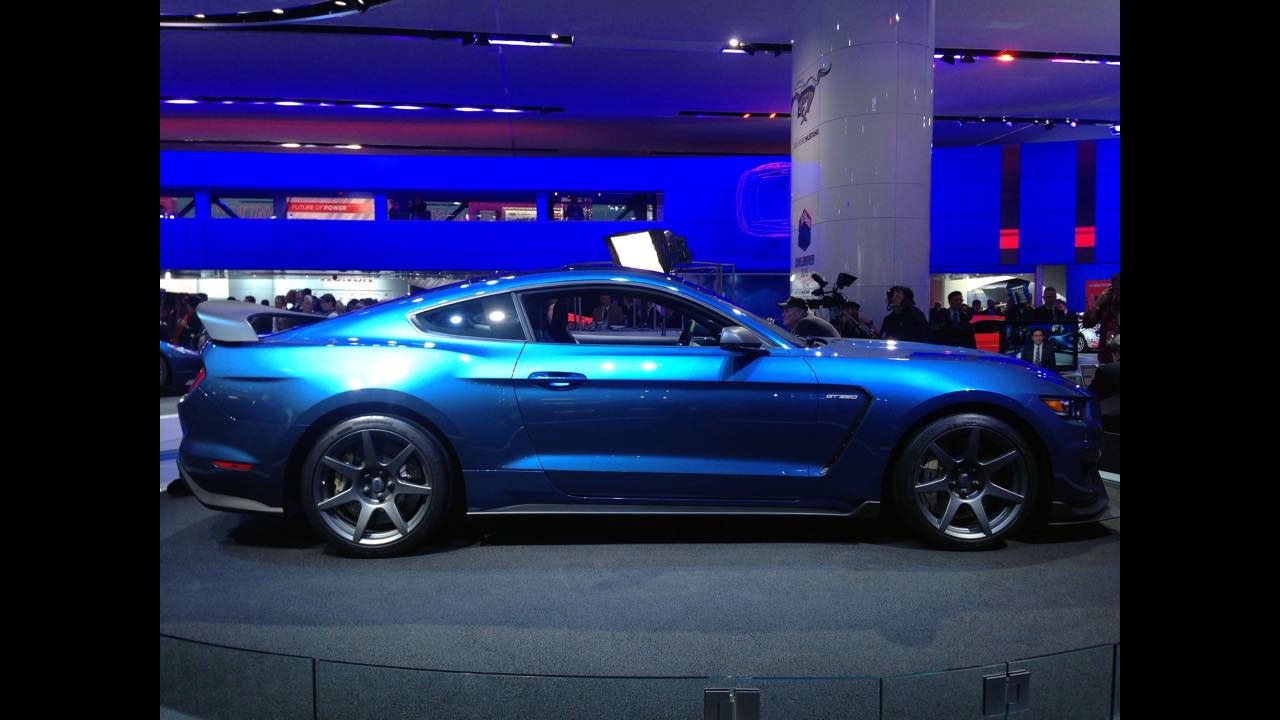 Salão de Detroit: Shelby GT350R supera 500 cv como o "mais preparado" já feito