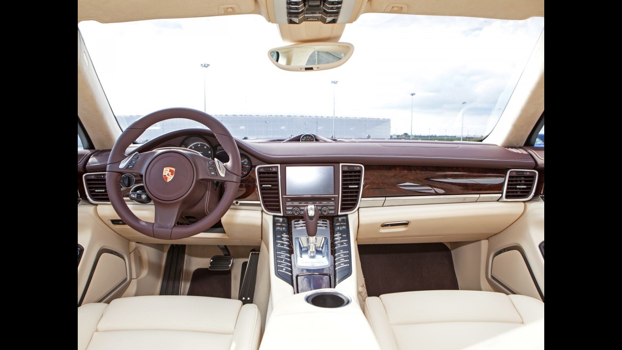 Porsche lança Panamera renovado no Brasil por R$ 489 mil iniciais