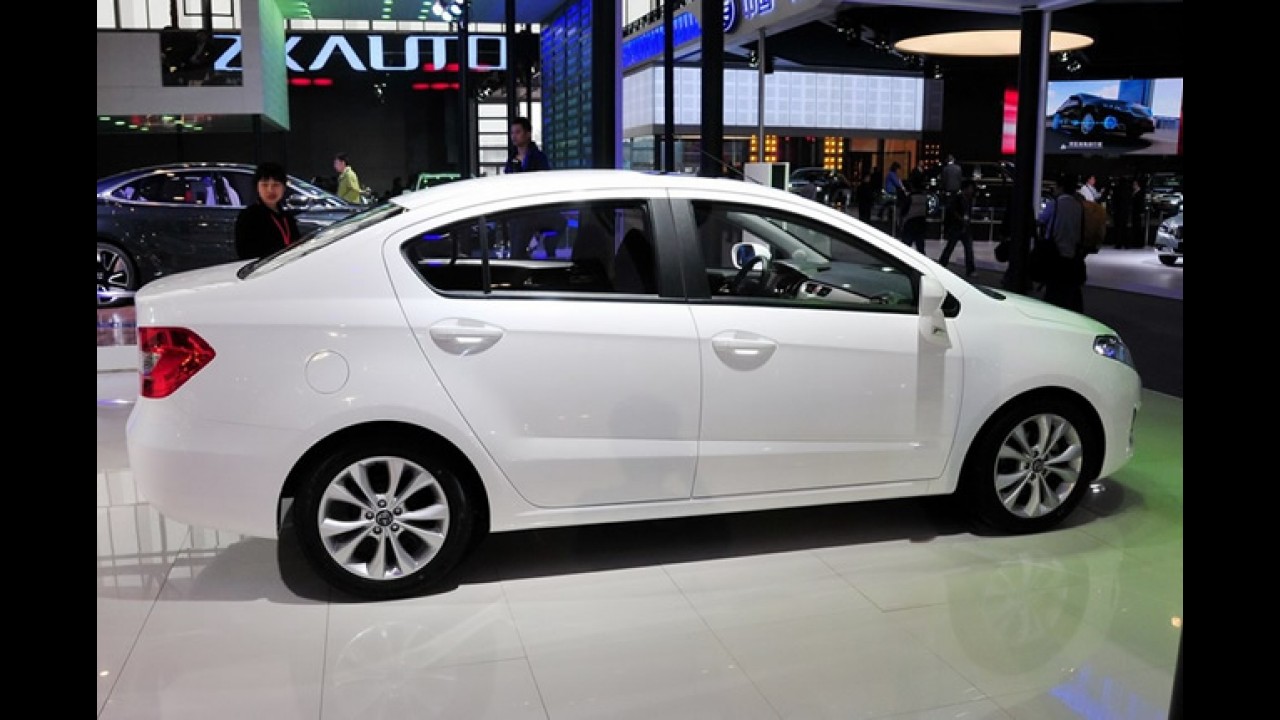 Salão de Pequim: Brilliance revela o sedã compacto H230