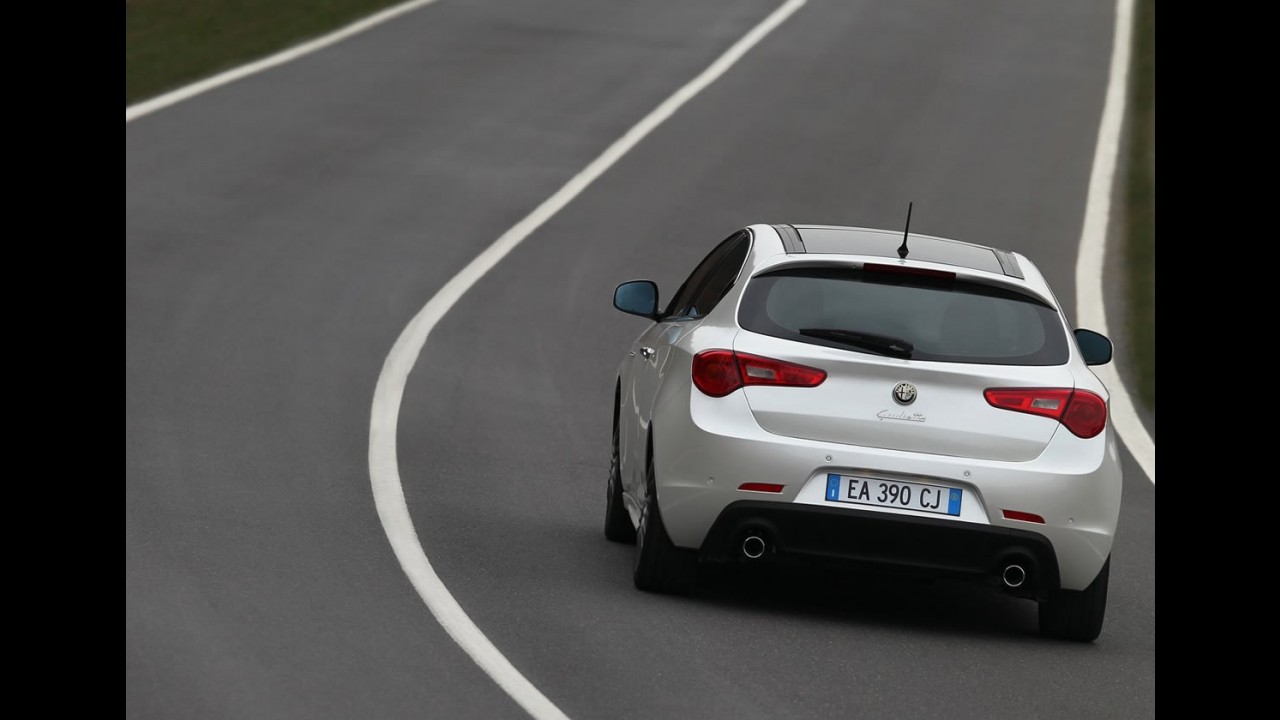 Alfa Romeo Giulietta - Confira todos os detalhes em fotos em alta resolução