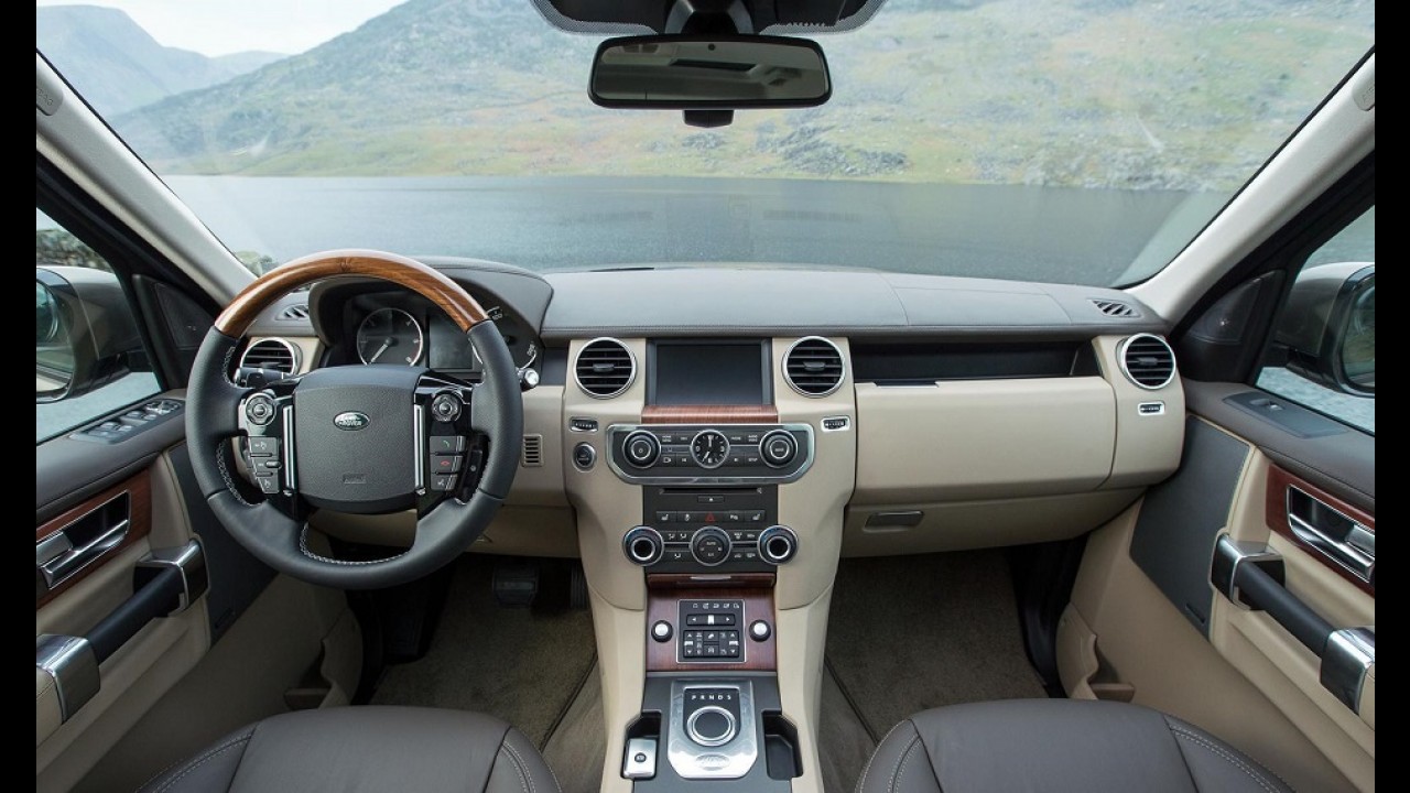 Land Rover convoca Discovery no Brasil para reparar falha no ABS