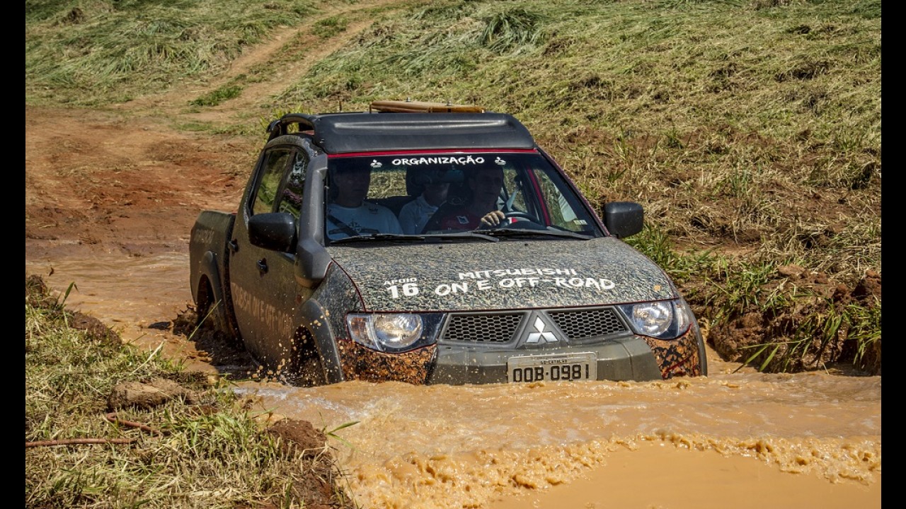 Mitsubishi oferece curso 4x4 Experience para ensinar técnicas off-road