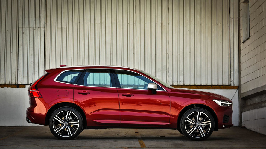 Audi Q5 x Volvo XC60