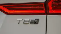 2018 Volvo XC60 T8: Review