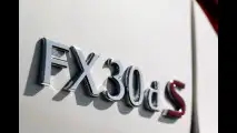 Infiniti FX30d S