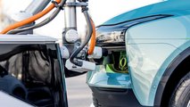 Aiways CARL autonomous mobile charging robot