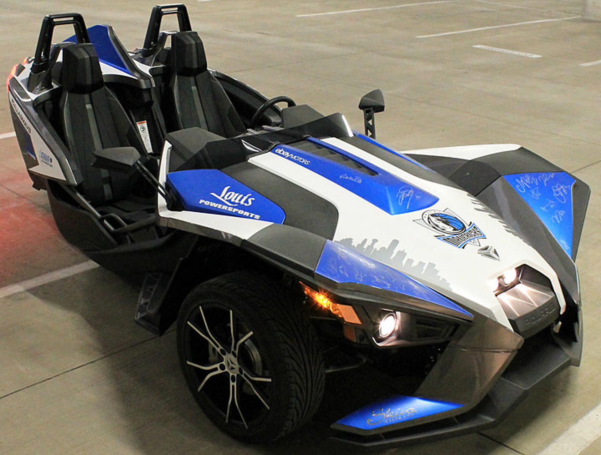 The Dallas Mavericks are Selling this Signed Polaris Slingshot on eBay