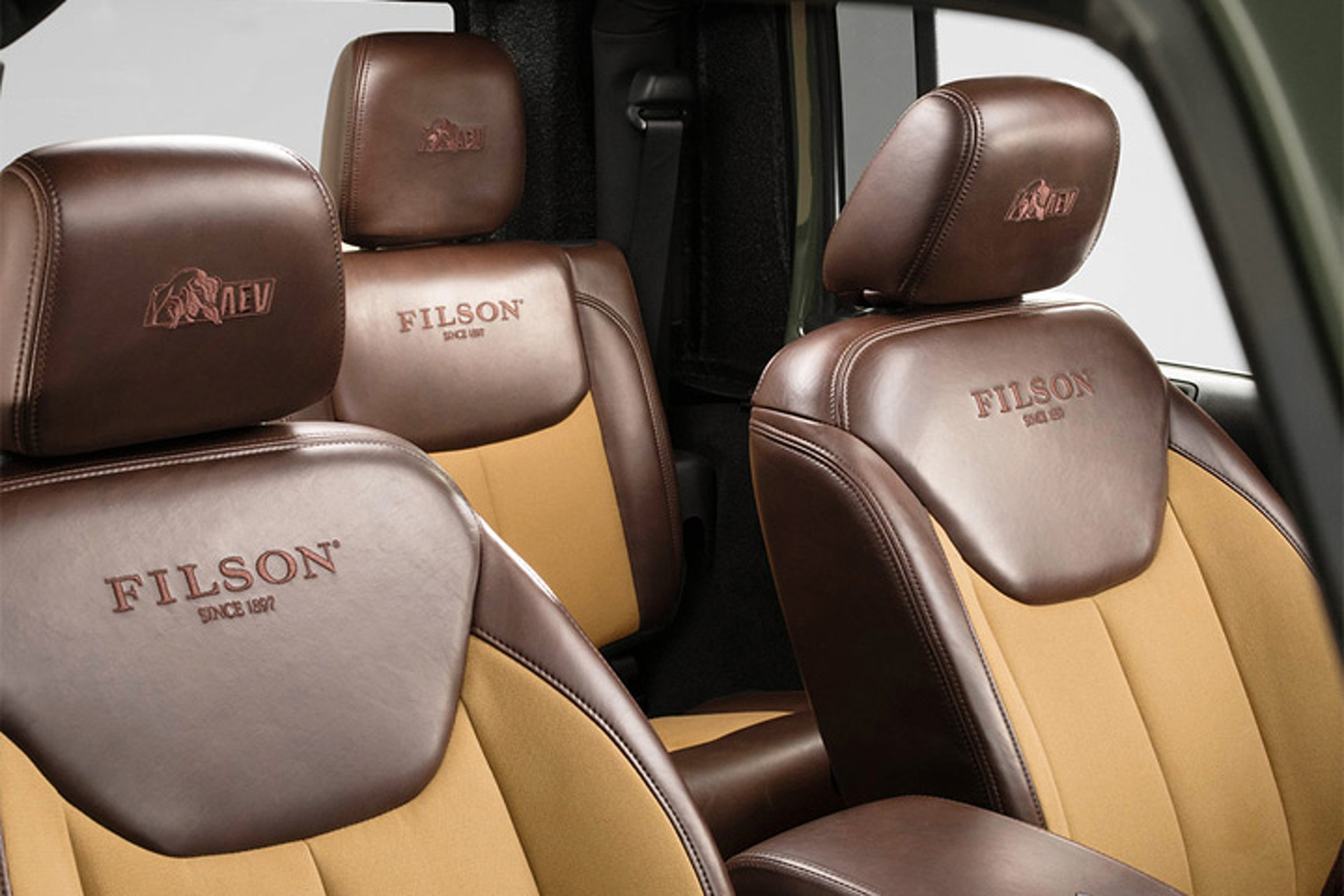 Limited Edition Filson Jeep Dresses Up the 'Brute'