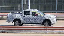 Mercedes GLT spy photo