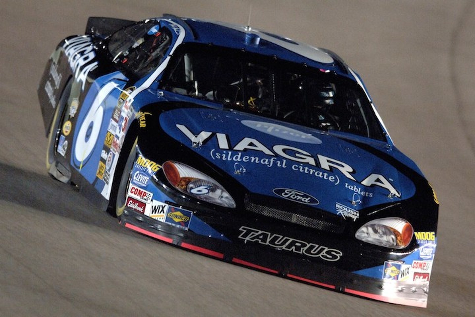 Bill Nye Wants Nascar To Go Electric