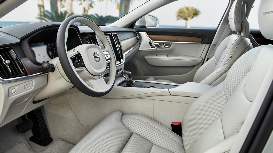 2017 Volvo V90