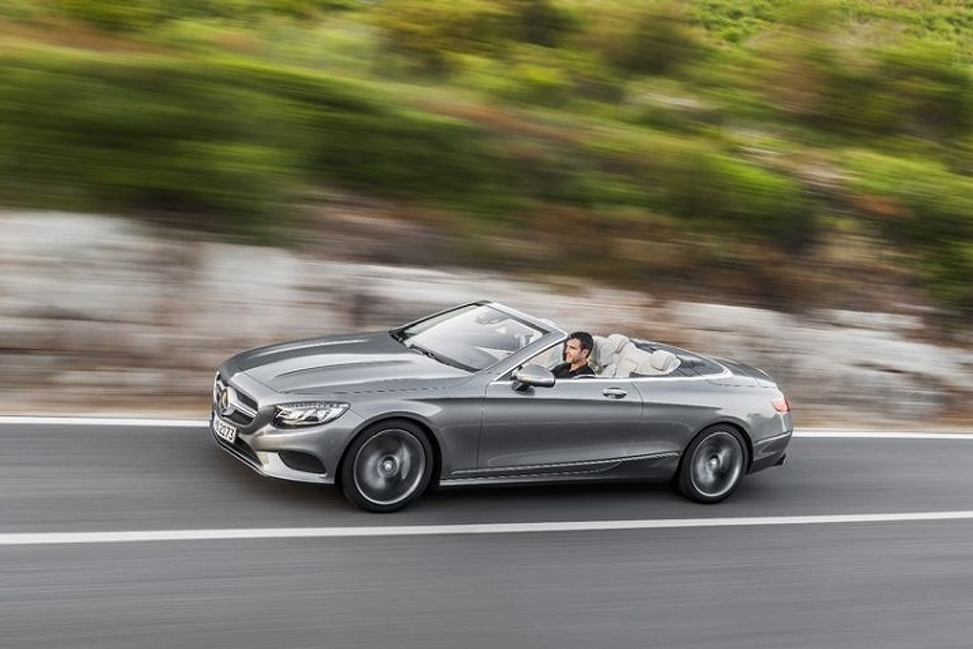 Land Yacht Face Off: The Rolls-Royce Dawn vs. the Mercedes S-Class Cabriolet