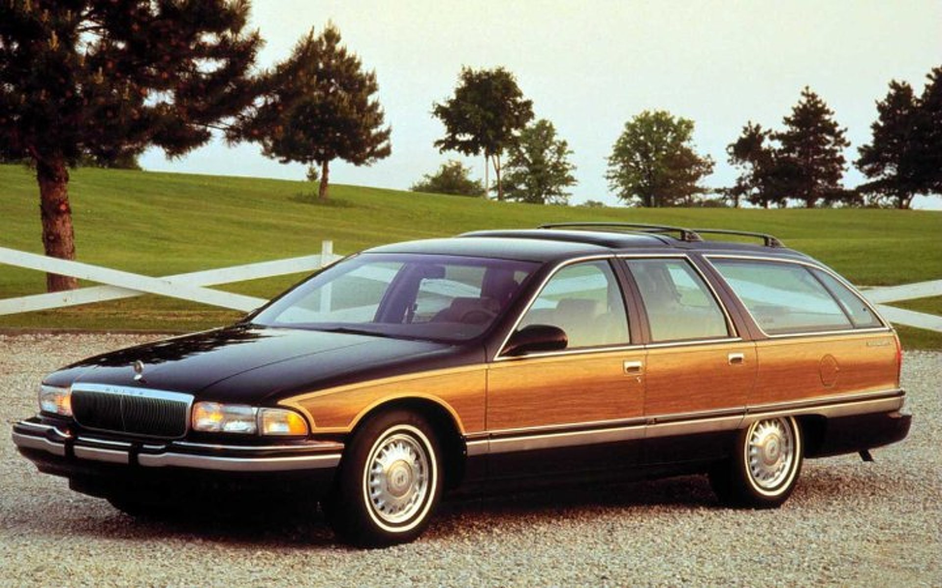 10 Epic, Sporty Station Wagons