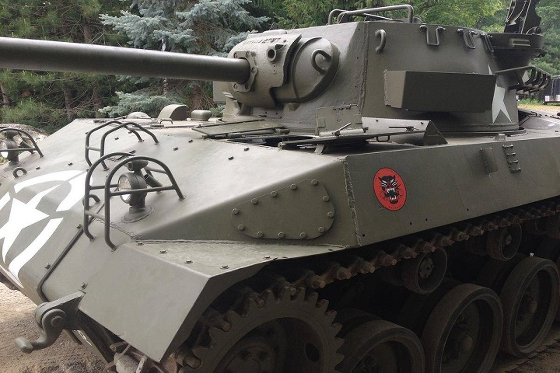 Forget Dodge Hellcats, How About a Buick Hellcat Tank?