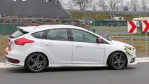 Ford Focus ST Plus spy photo