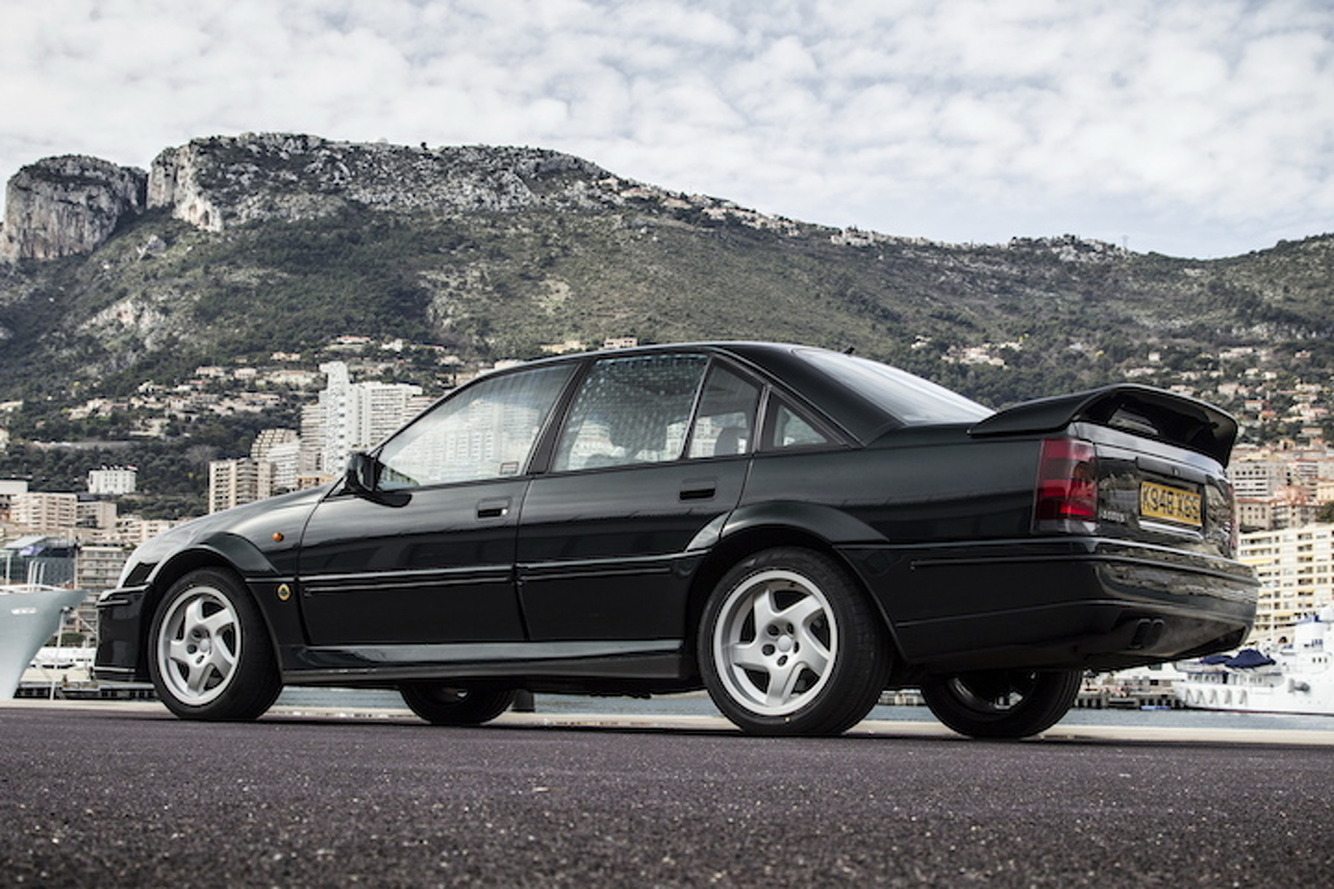 1990 Lotus Carlton GM's Answer to the Ford Sierra Cosworth
