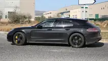 Porsche Panamera Shooting Brake spy photo