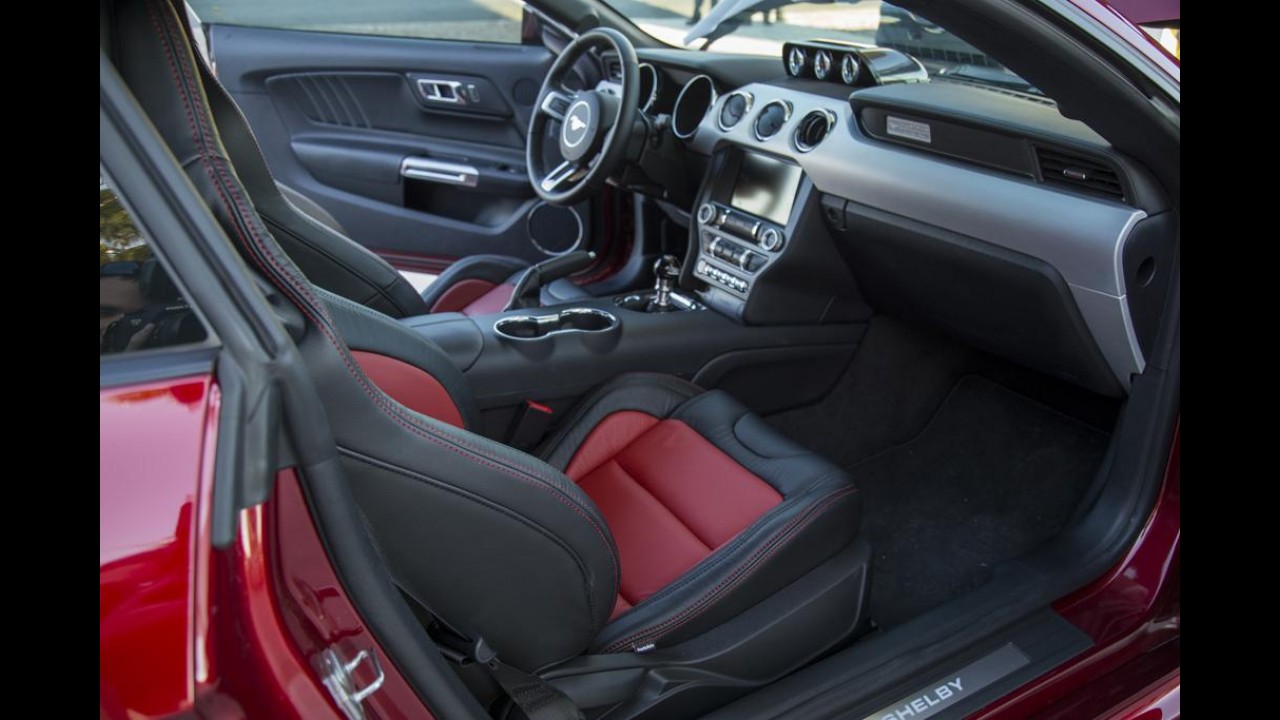 Conheça o Shelby Super Snake de 750 cv baseado no Mustang GT - fotos