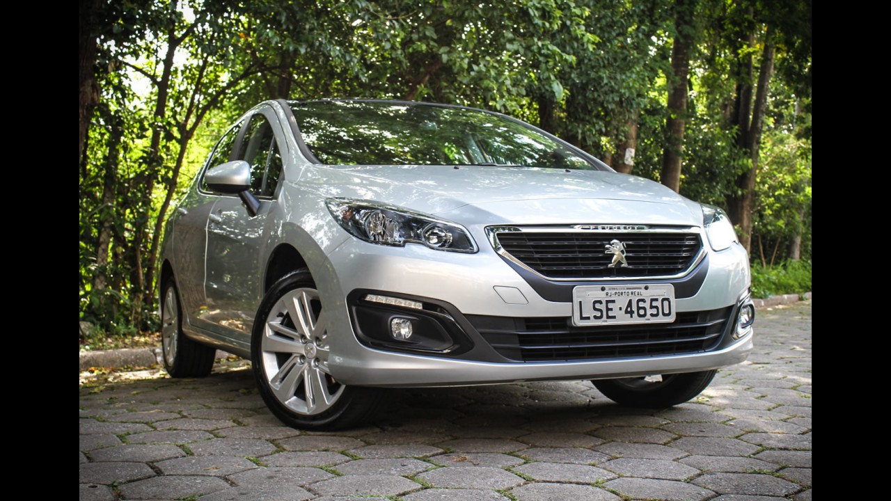 Hatches médios: segmento cai 40% e Golf é o campeão de vendas do 1º semestre