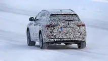 2018 Audi Q8 spy photo