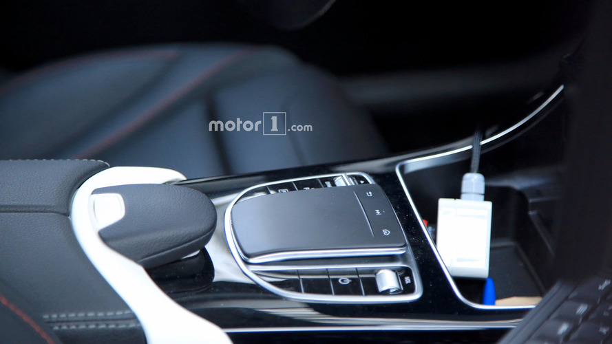 2018 Mercedes C-Class Estate facelift spy photo