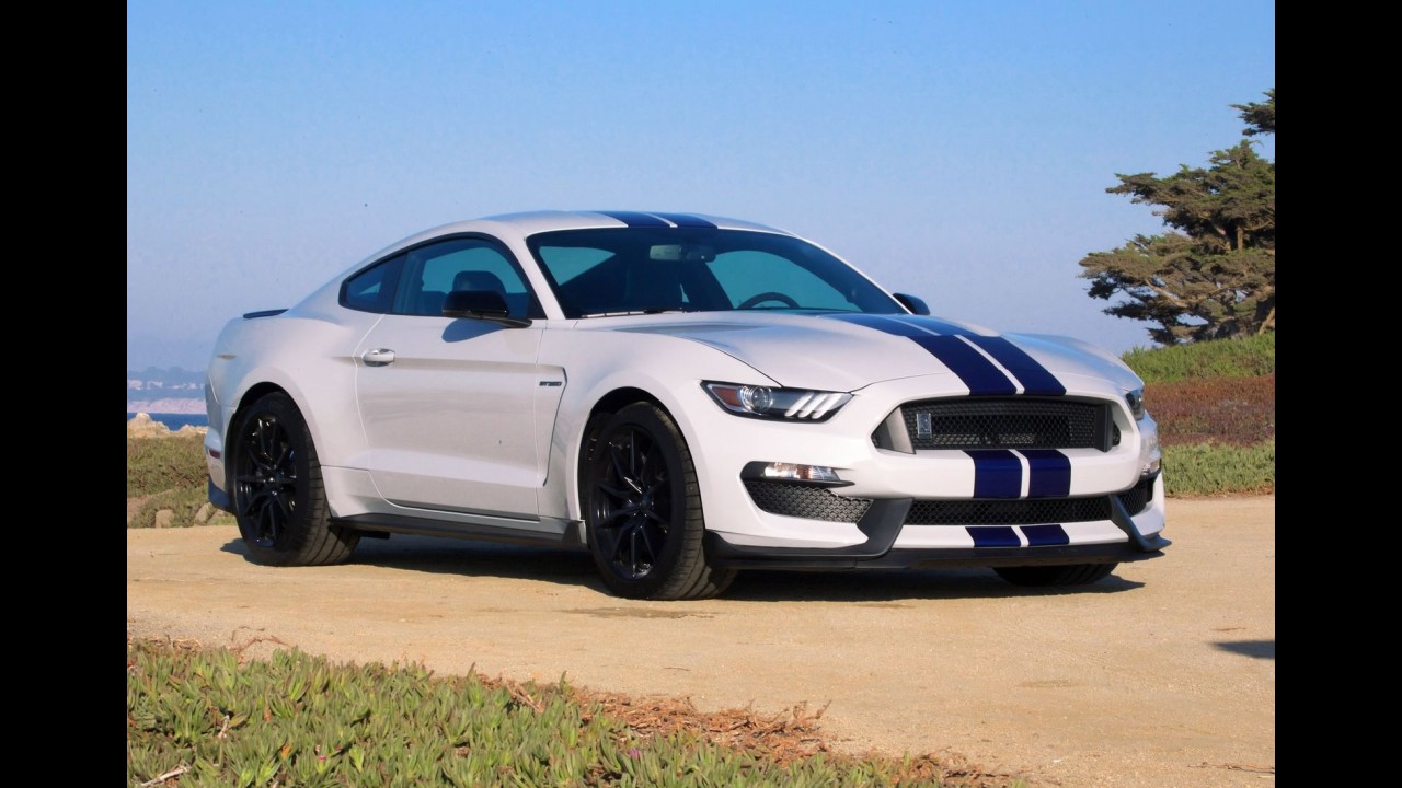 Downsizing? Motor V8 5.2 do Mustang Shelby GT350 fatura o Best Engine