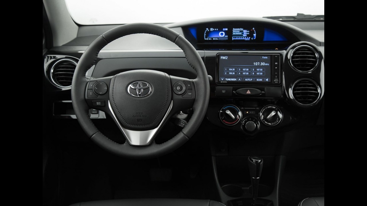 Toyota Etios Sedan brasileiro chega ao Peru com garantia estendida