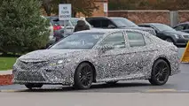 2018 Toyota Camry Spy Photos