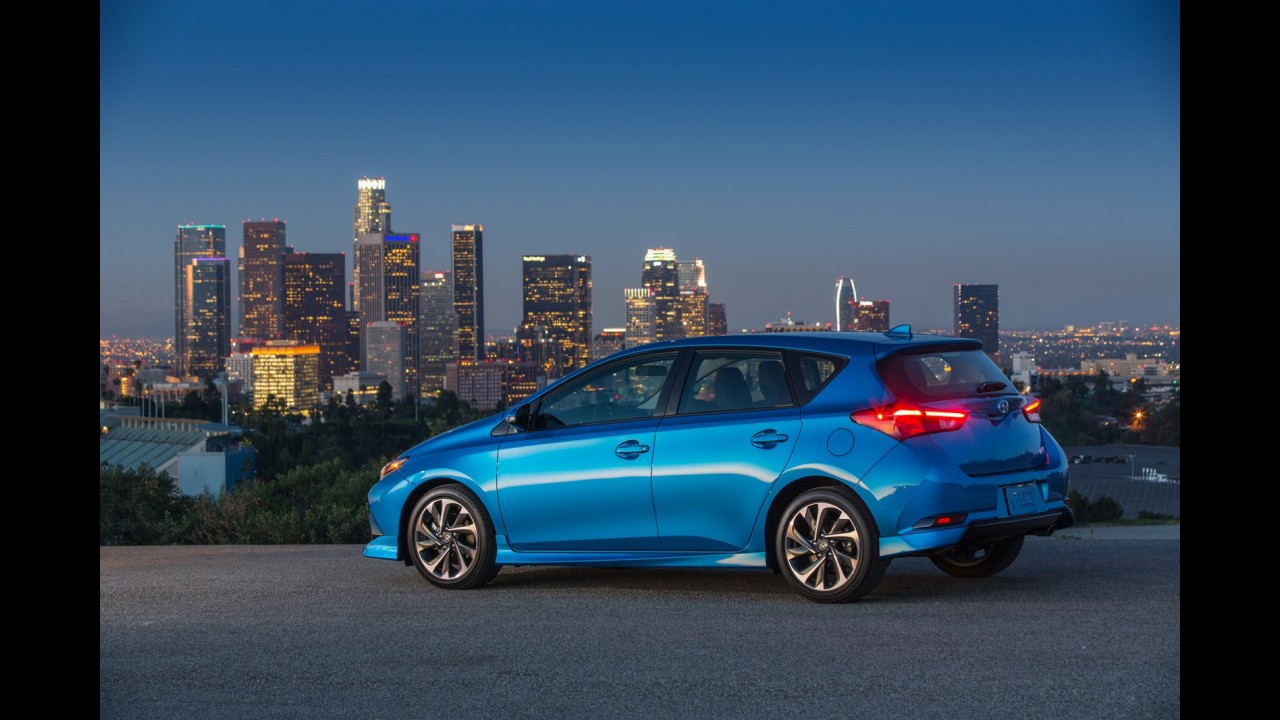 Scion iM (Corolla hatch) é arma da Toyota para brigar com Golf nos EUA
