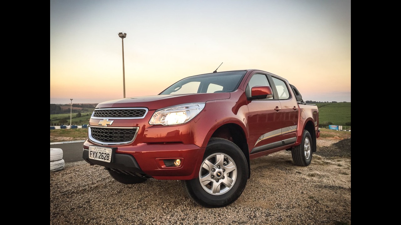 Picapes: Toro ameaça liderança da Hilux entre modelos maiores em março