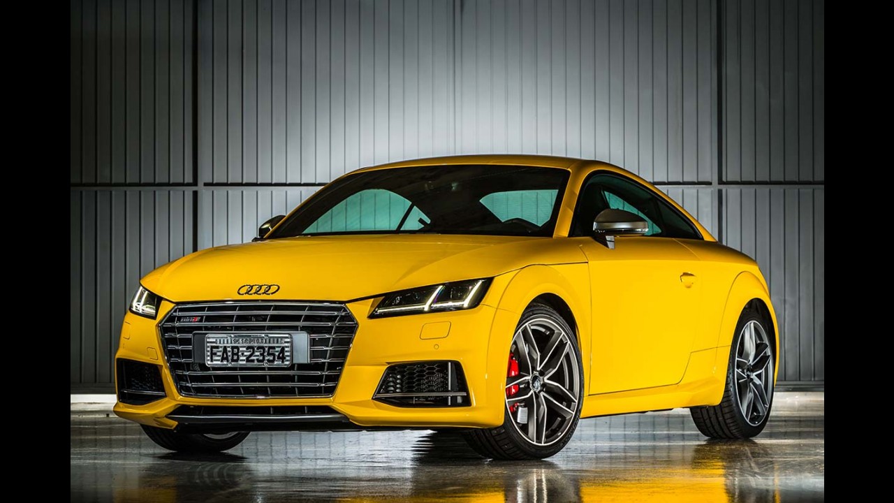 Teste CARPLACE: Audi TTS adiciona potência e tração na receita do cupê