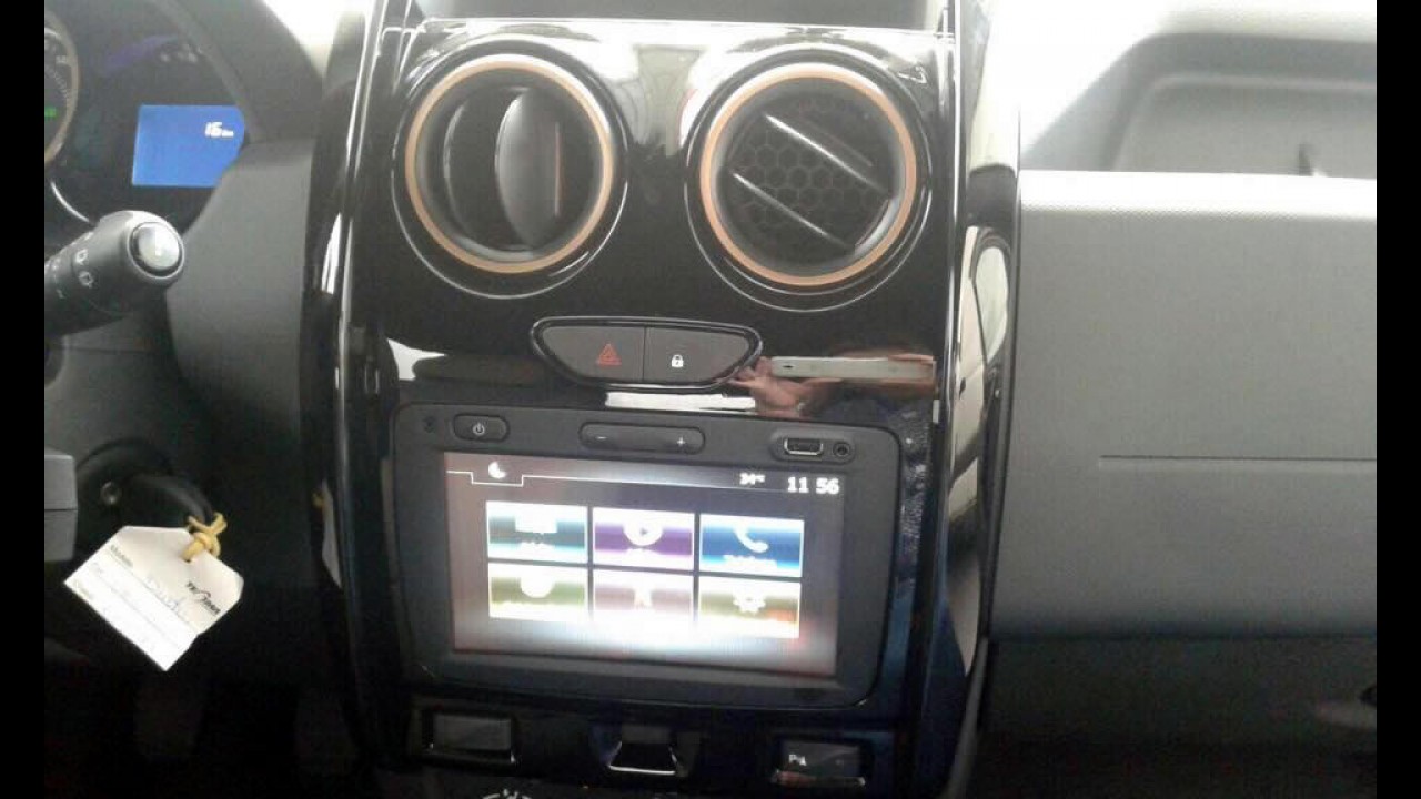 Novo Duster 2016 já está nas lojas; fotos revelam o interior