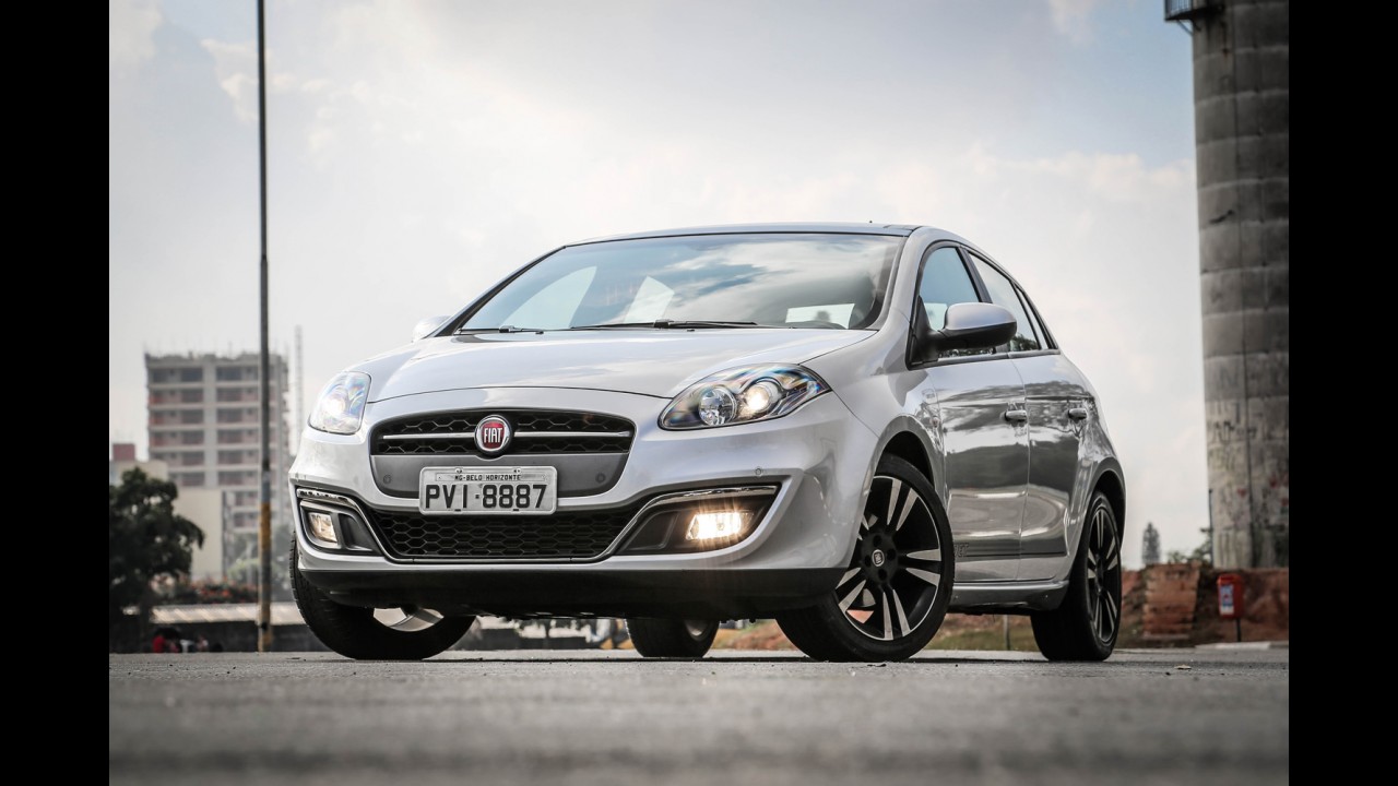 Campeões de 2015 (hatches médios): vendas do segmento despencam 42%