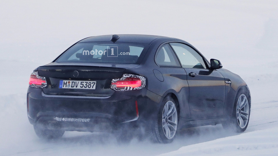 Makyajlı 2018 BMW M2 casus fotoğrafları