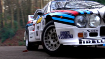 Lancia 037 Noel ağacı çekiyor