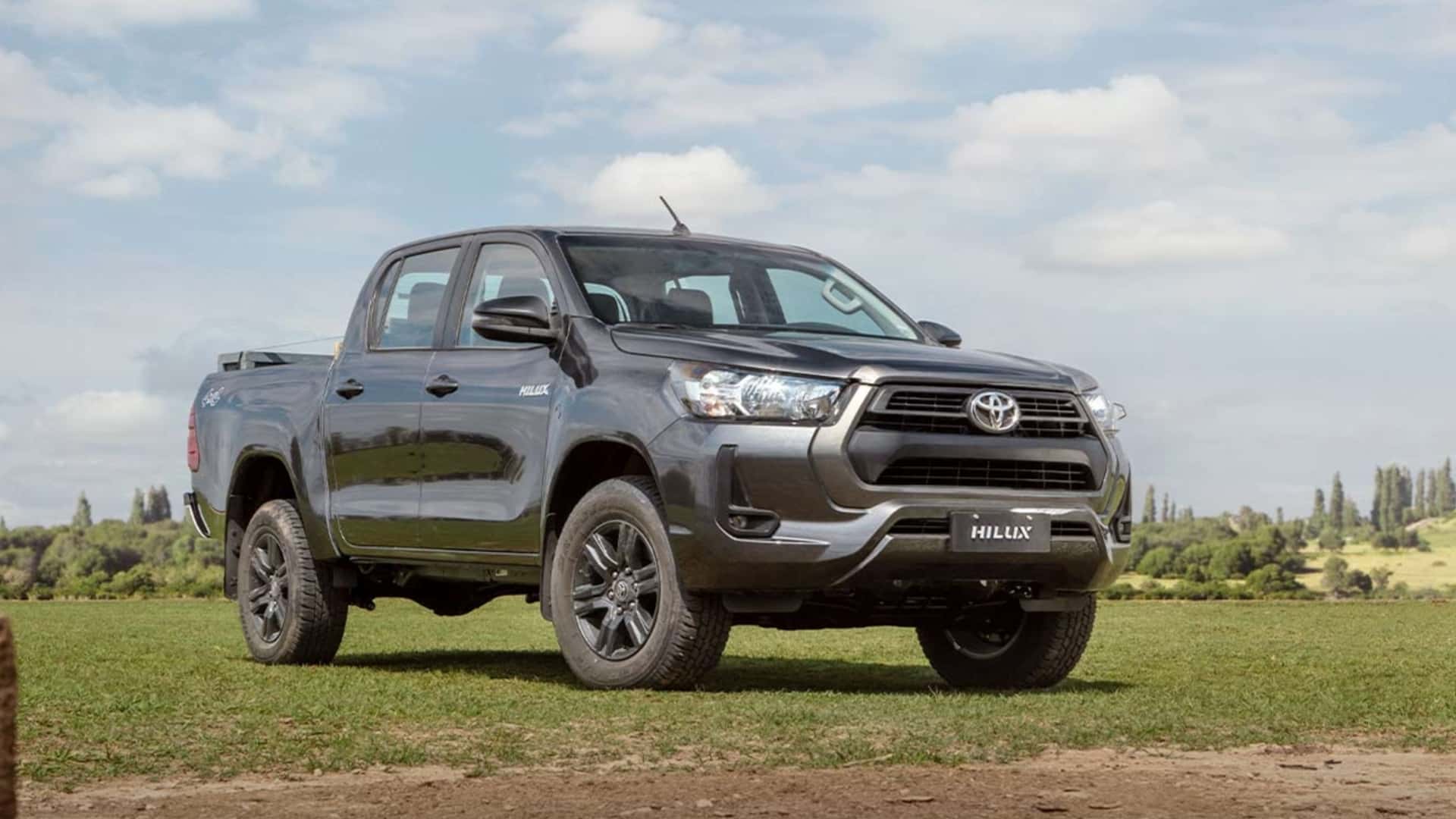 Toyota Hilux e Ford Ranger comandam vendas na Argentina em maio