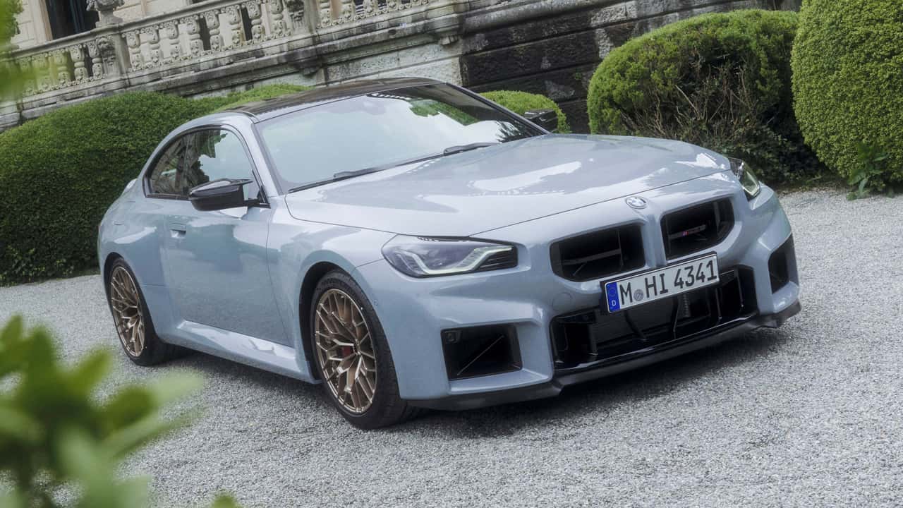 BMW inicia pré-venda do M2 CS 2025 no Brasil por R$ 981 mil