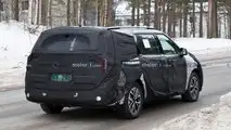 Kia Carnival 2025 - Facelift