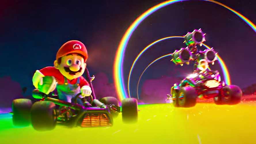 Watch final Super Mario Bros. trailer with epic Mario Kart battle